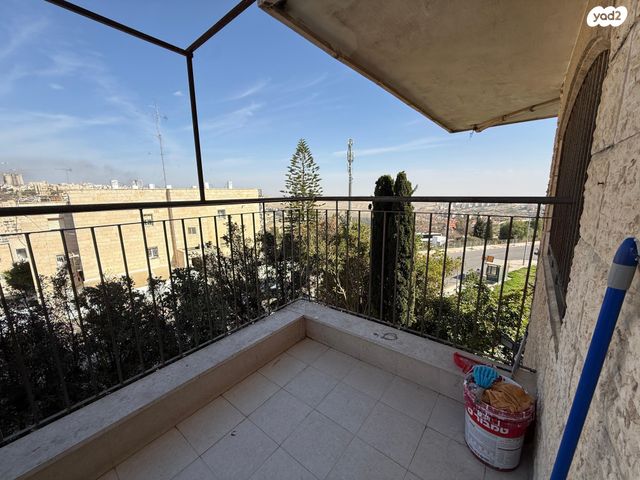 דירה, חיל האוויר 53, פסגת זאב, ירושלים