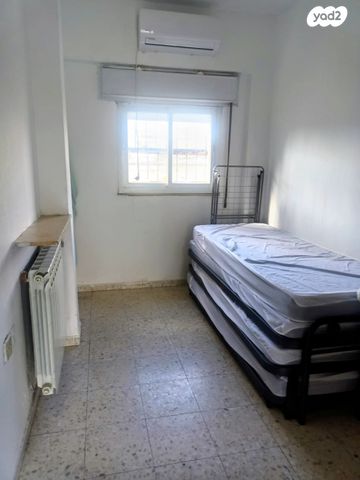 דירה, בעל השאילתות, גבעת שאול, ירושלים