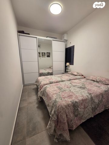 דירה, רעננה