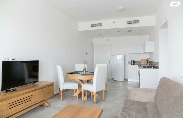 דרך מנחם בגין 144