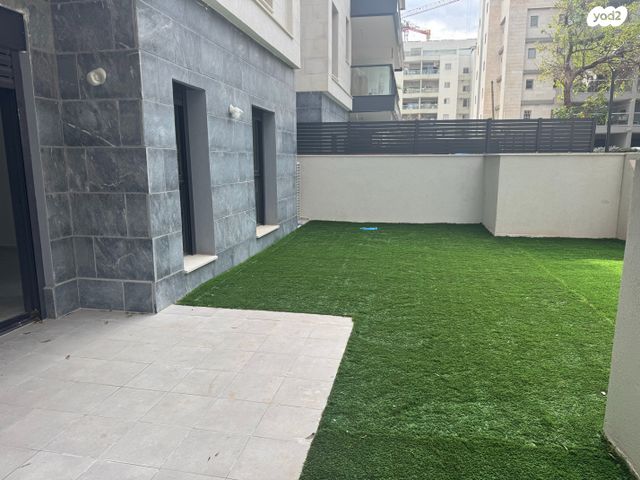 דירת גן, קרית ויצמן, רעננה