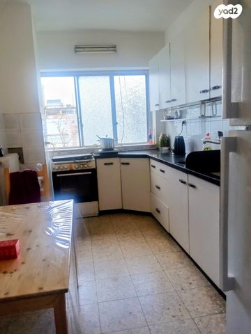 דירה, בעל השאילתות, גבעת שאול, ירושלים