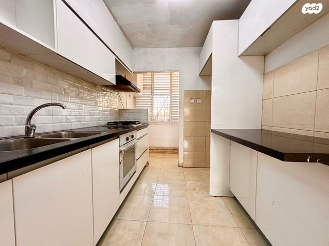 דירה, הרצל, מרכז עפולה עלית, עפולה