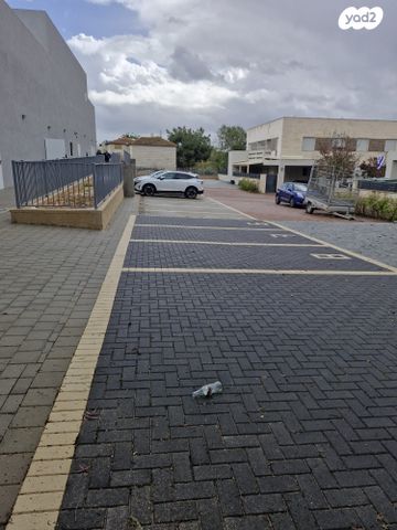 חנויות/ שטח מסחרי, תמר, חריש