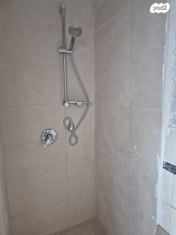 משרדים, דוד סחרוב, ראשון לציון