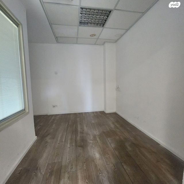 משרדים, היצירה 3, בורסה, רמת גן