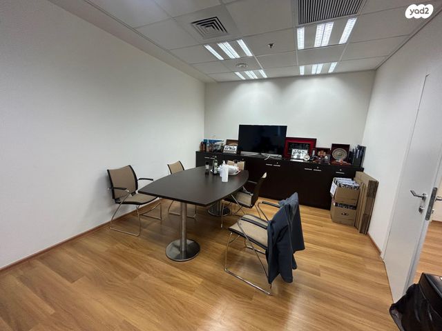 משרדים, בני ברק