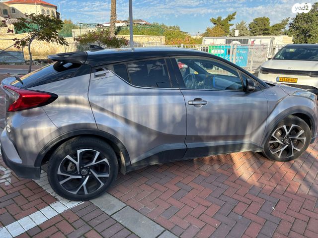טויוטה C-HR