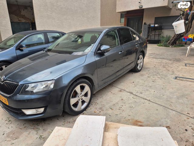 סקודה אוקטביה