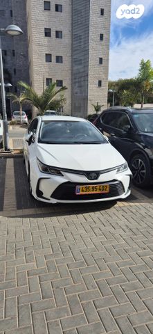 טויוטה קורולה