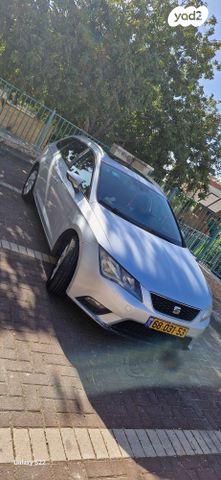 מודעת רכב סיאט לאון