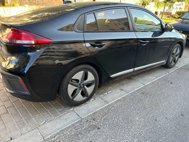 מודעת רכב יונדאי איוניק