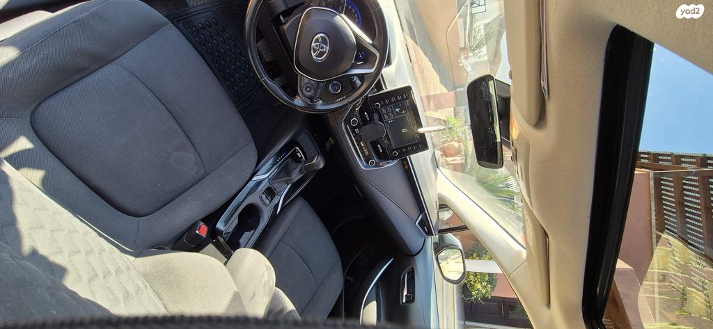 מודעת רכב טויוטה קורולה