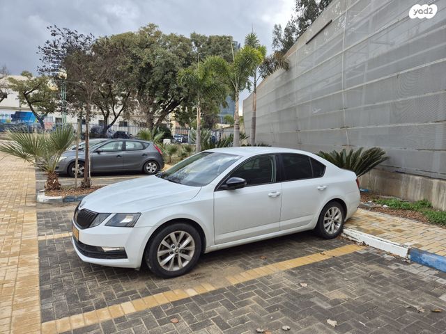 סקודה אוקטביה 