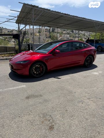 טסלה מודל 3