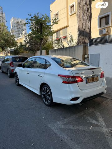 ניסאן סנטרה