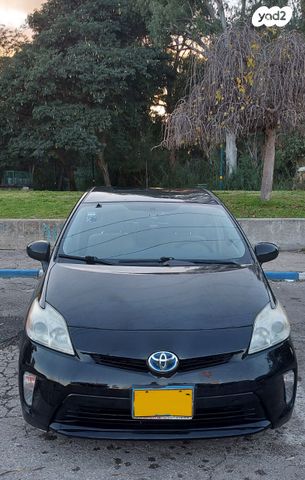 טויוטה פריוס