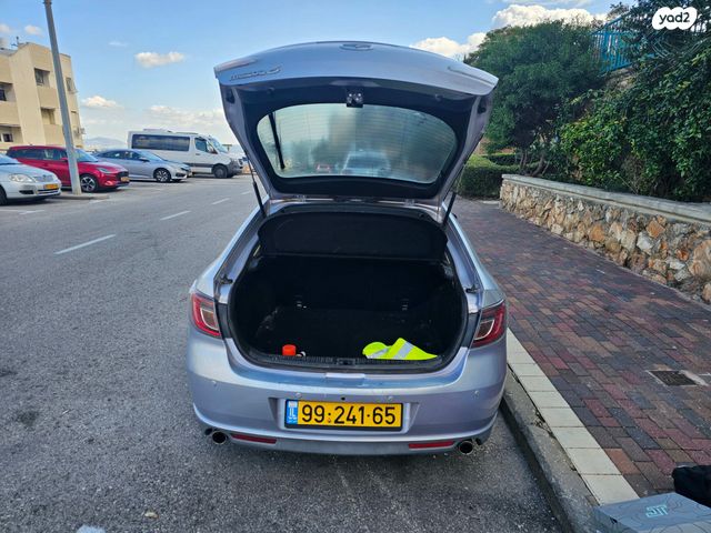 מודעת רכב מאזדה 6