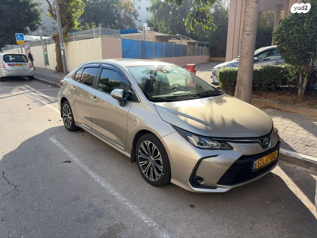 מודעת רכב טויוטה קורולה