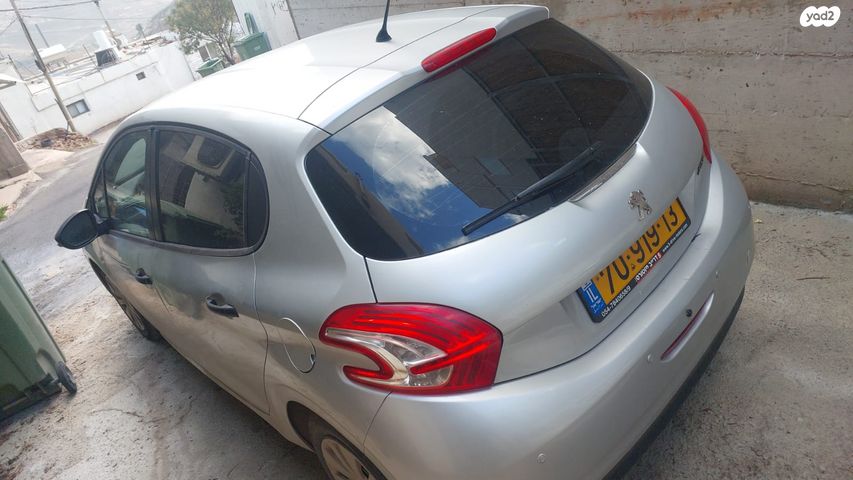 מודעת רכב פיג'ו 208