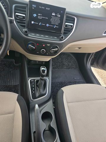 יונדאי אקסנט i25