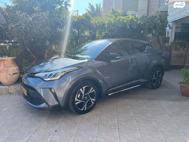 טויוטה C-HR