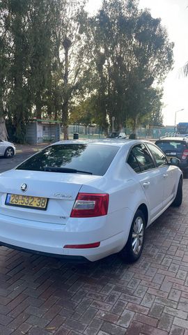 סקודה אוקטביה 