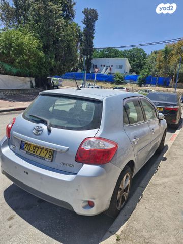 מודעת רכב טויוטה אוריס