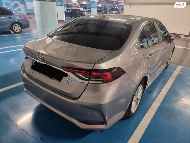 טויוטה קורולה