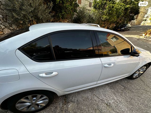 סקודה אוקטביה 