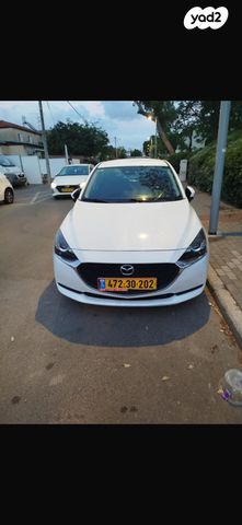 מודעת רכב מאזדה 2