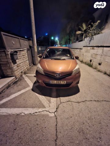 טויוטה יאריס