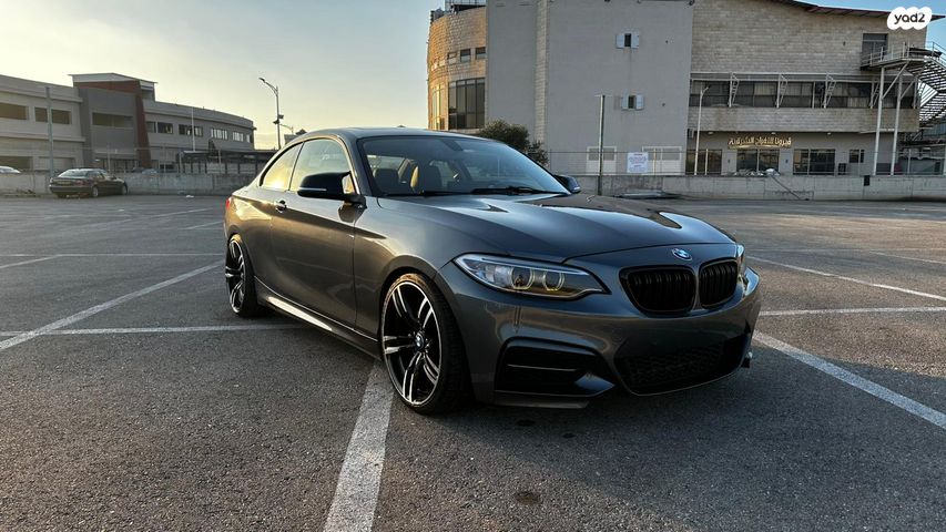 מודעת רכב ב מ וו סדרה 2