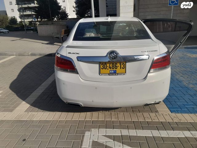 ביואיק לה-קרוס