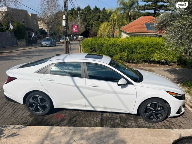 יונדאי אלנטרה