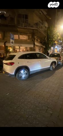 מרצדס-בנץ EQA