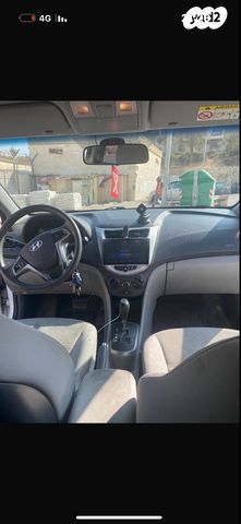 יונדאי אקסנט i25