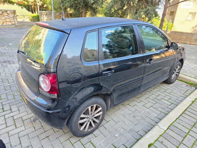 פולקסווגן פולו 