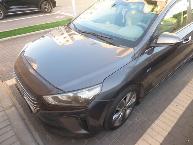 יונדאי איוניק