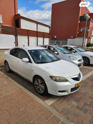 מאזדה 3