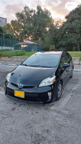 מודעת רכב טויוטה פריוס