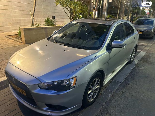מודעת רכב מיצובישי לנסר