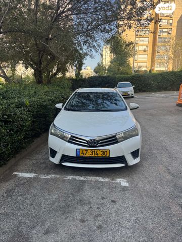 מודעת רכב טויוטה קורולה