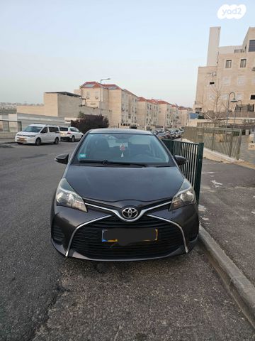 מודעת רכב טויוטה יאריס