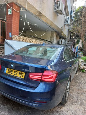 מודעת רכב ב מ וו סדרה 3