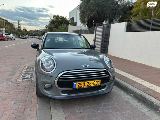 מודעת רכב מיני קופר