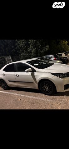 טויוטה קורולה