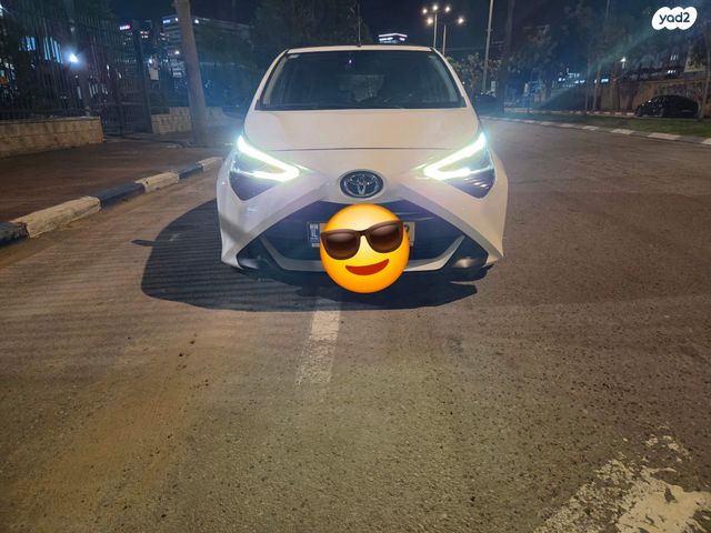 מודעת רכב טויוטה אייגו