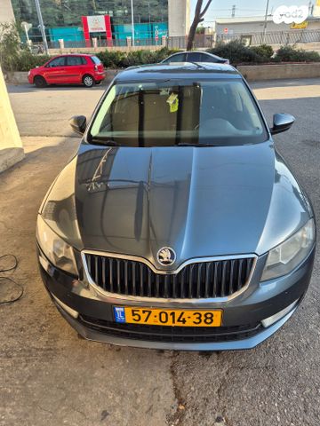 סקודה אוקטביה