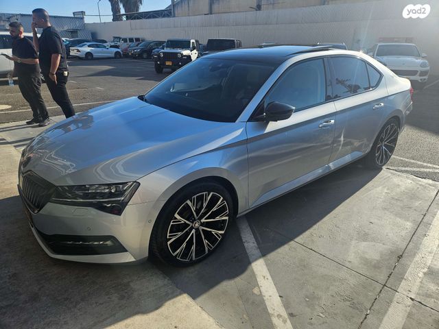 מודעת רכב סקודה סופרב